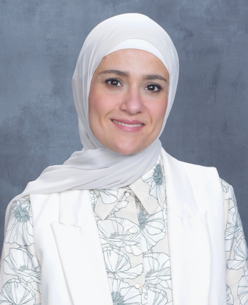 Profile image of Azza Elrefaey.