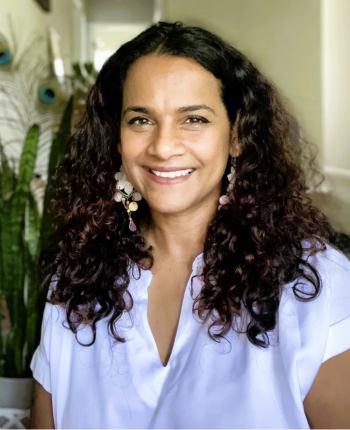 The bio image for fellow, Caroline